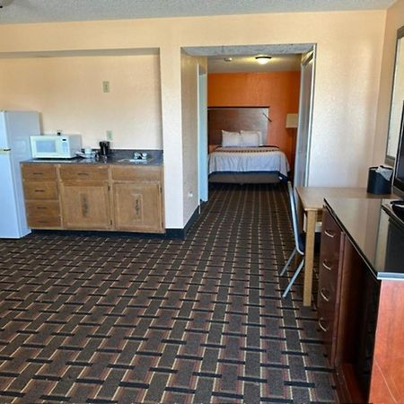 Stay Inn By Oyo Near I 80 Lincoln West Buitenkant foto