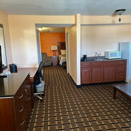 Stay Inn By Oyo Near I 80 Lincoln West Buitenkant foto